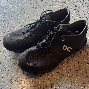 On Cloud Running Men's Shoes